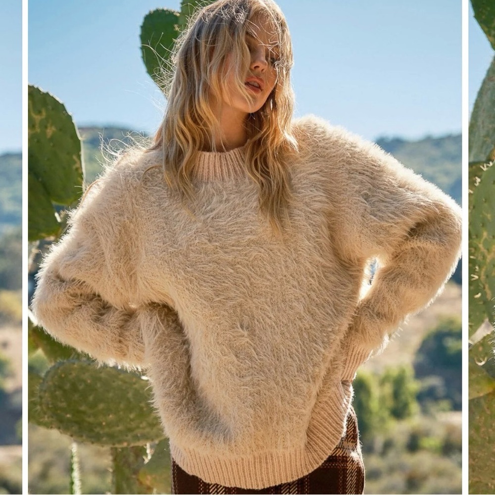 Women Fuzzy Pullover Sweater Oatmeal Cozy Chic Boho Sweater - Picture 4 of 9